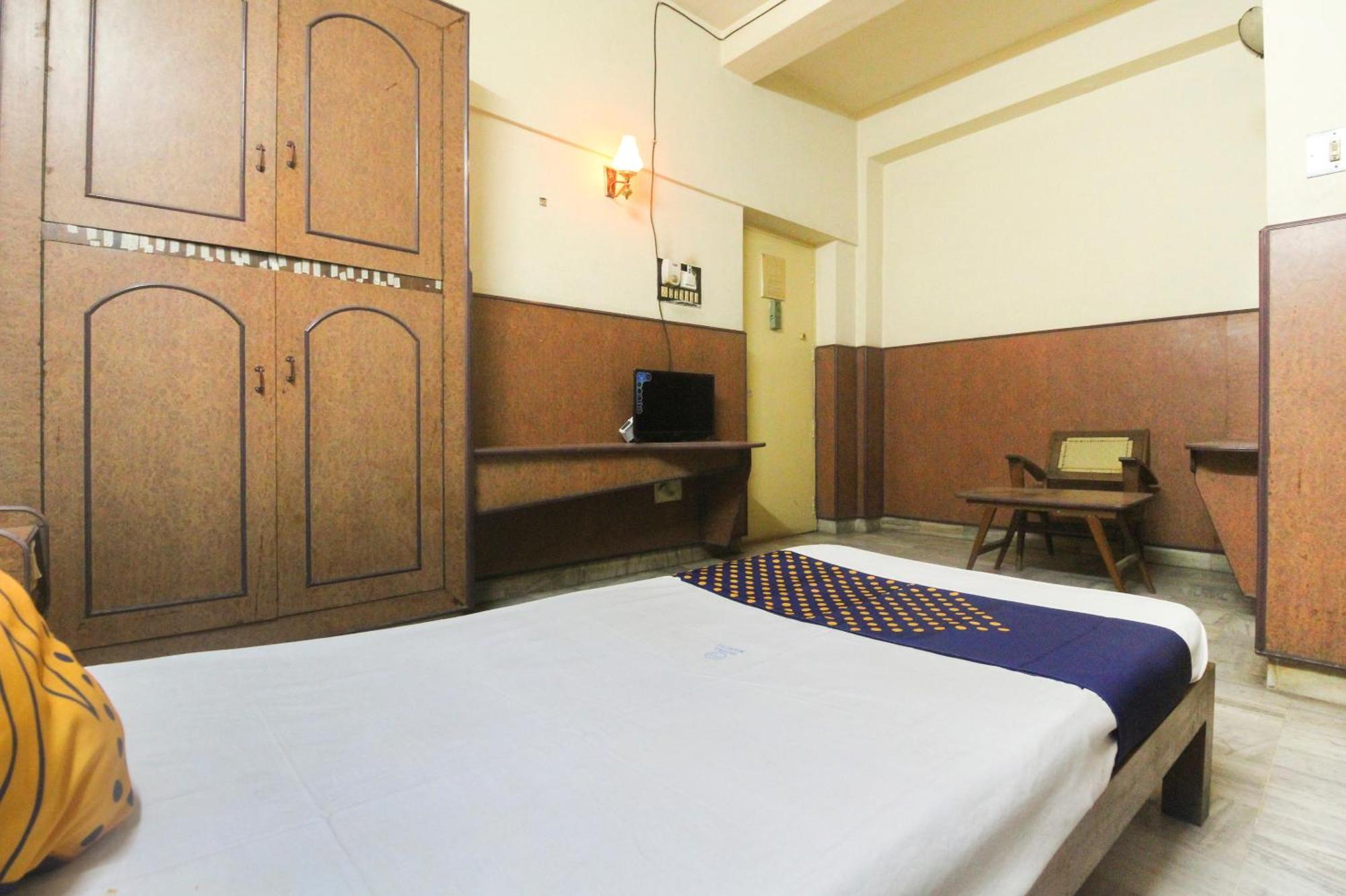 SPOT ON 62694 Hotel Maruthi Salem Exterior foto